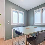 Apartment Du Theatre, Avec Ou Sans *