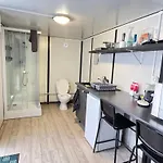 Du Theatre, Avec Ou Sans Apartment *