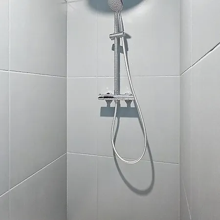 Du Theatre, Avec Ou Sans *