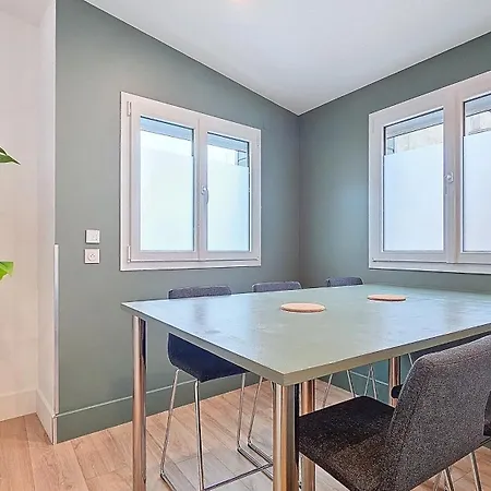 Апартаменты Du Theatre, Avec Ou Sans *