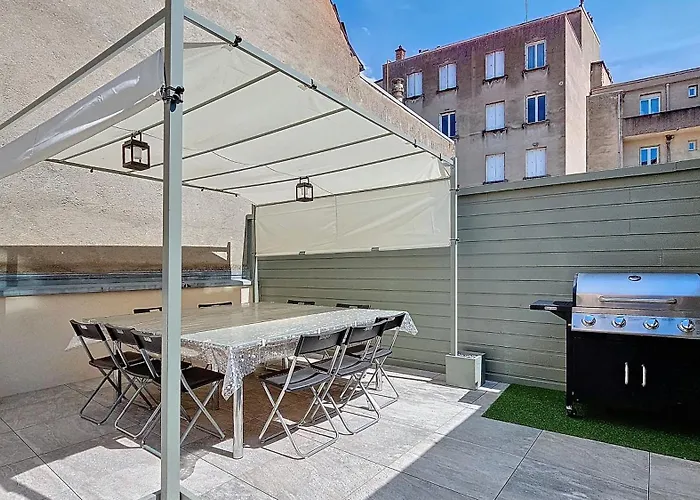 Apartment Du Theatre, Avec Ou Sans Moulins (Allier)