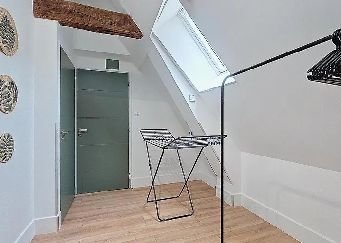 Du Theatre, Avec Ou Sans Apartment