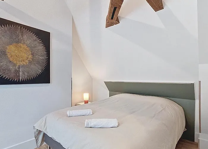 Du Theatre, Avec Ou Sans Apartment *